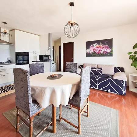 Valnea Apartment *
